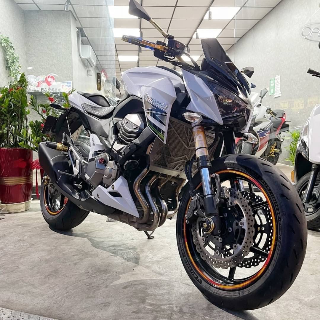 KAWASAKI Z800 風暴猛獸